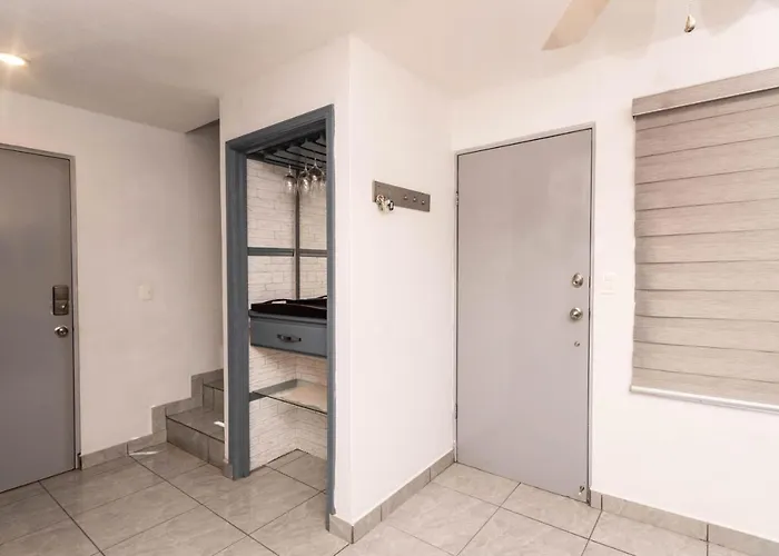 Acogedor Condominio En El Centro De San Carlos